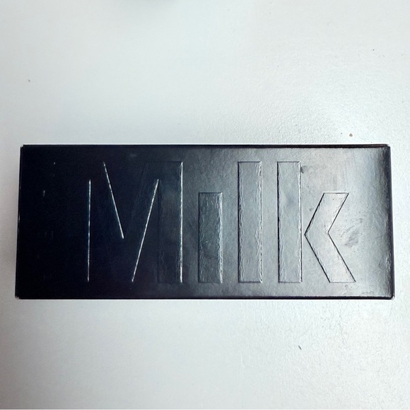 Milk Makeup Pore Eclipse Matte Setting Spray + Blurring Primer Stick - Picture 2 of 12